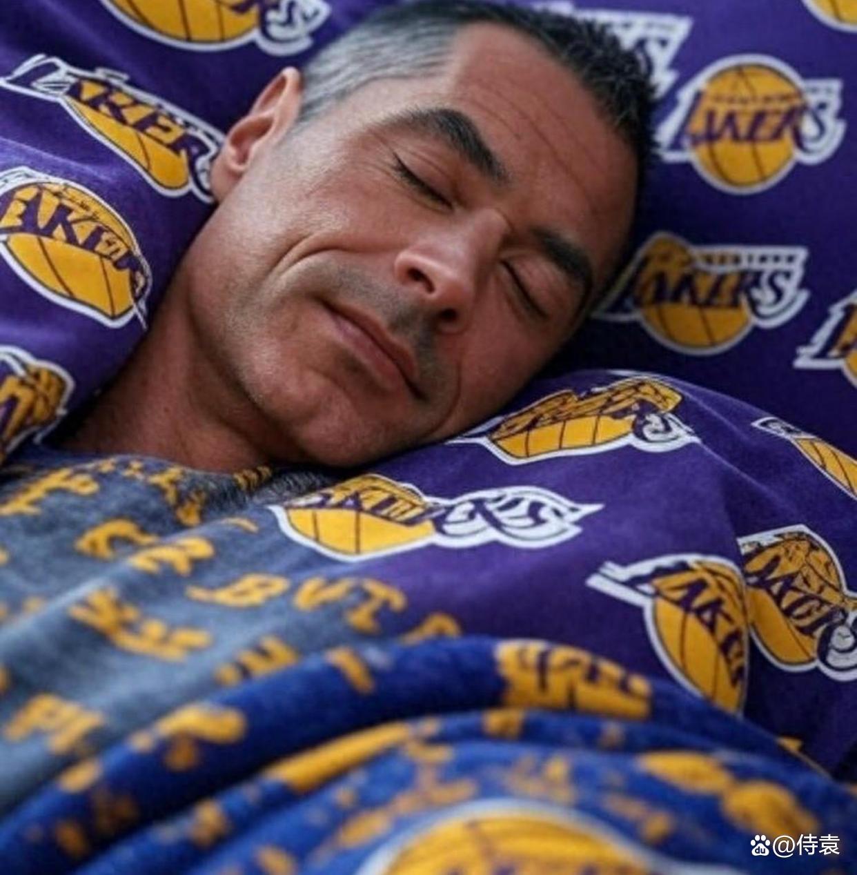 关于湖人球员公开质疑裁判判罚尺度，引争议，更多目前谢谢登录注册一直.的信息